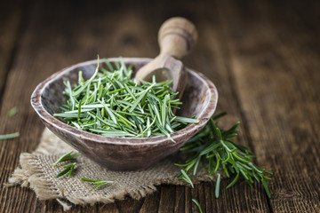 Rosemary for improving body odor 